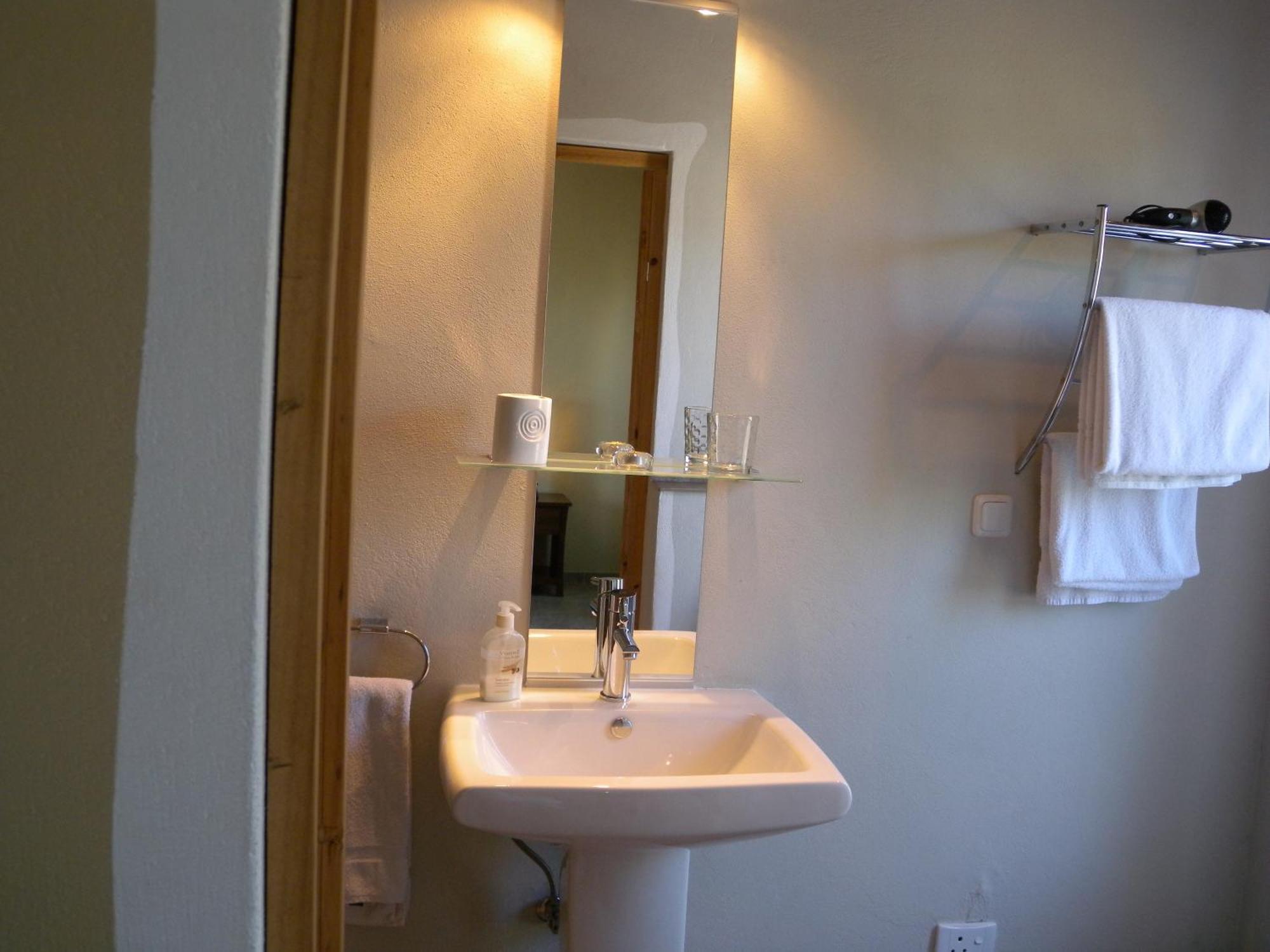Capetown 4U Guesthouse Блаубергстранд Экстерьер фото