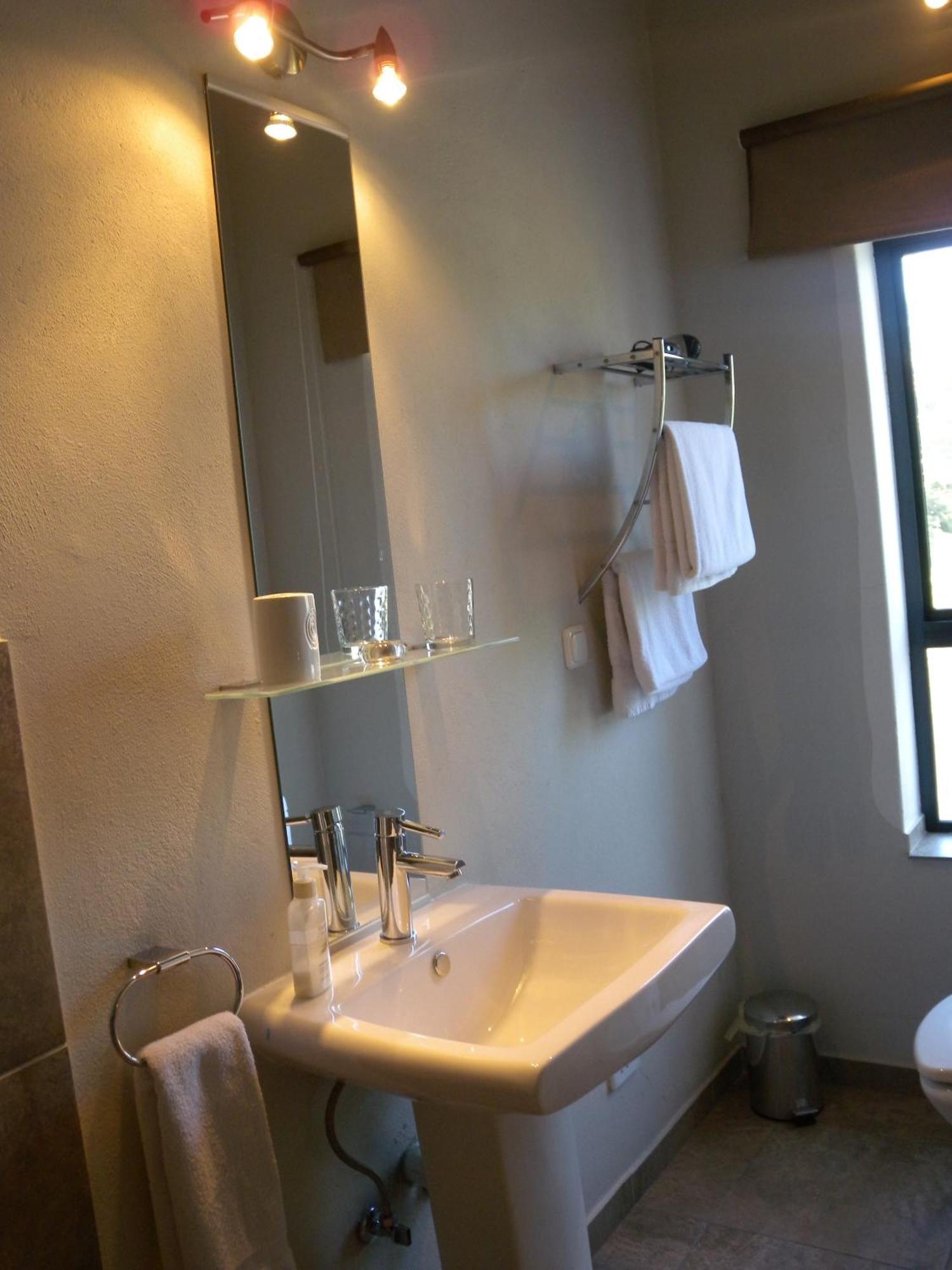 Capetown 4U Guesthouse Блаубергстранд Экстерьер фото