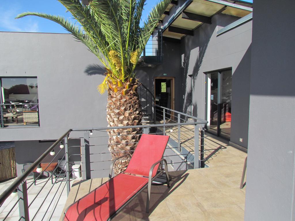Capetown 4U Guesthouse Блаубергстранд Экстерьер фото