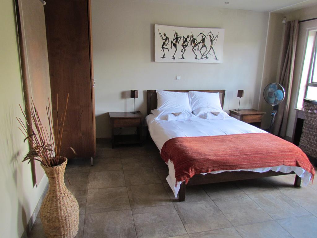 Capetown 4U Guesthouse Блаубергстранд Экстерьер фото
