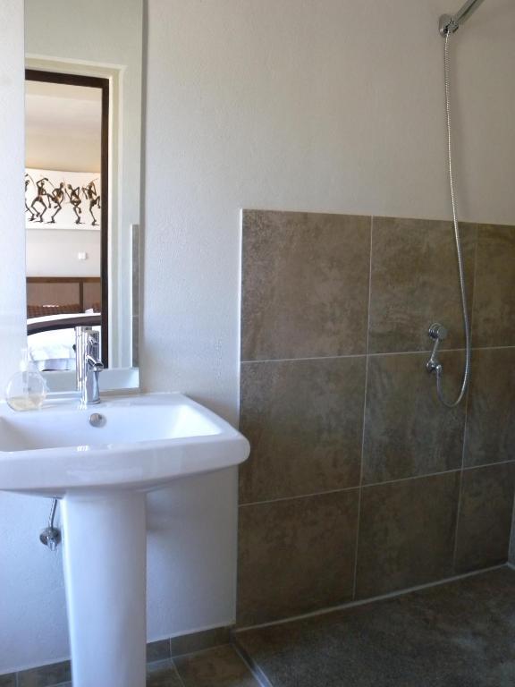 Capetown 4U Guesthouse Блаубергстранд Экстерьер фото
