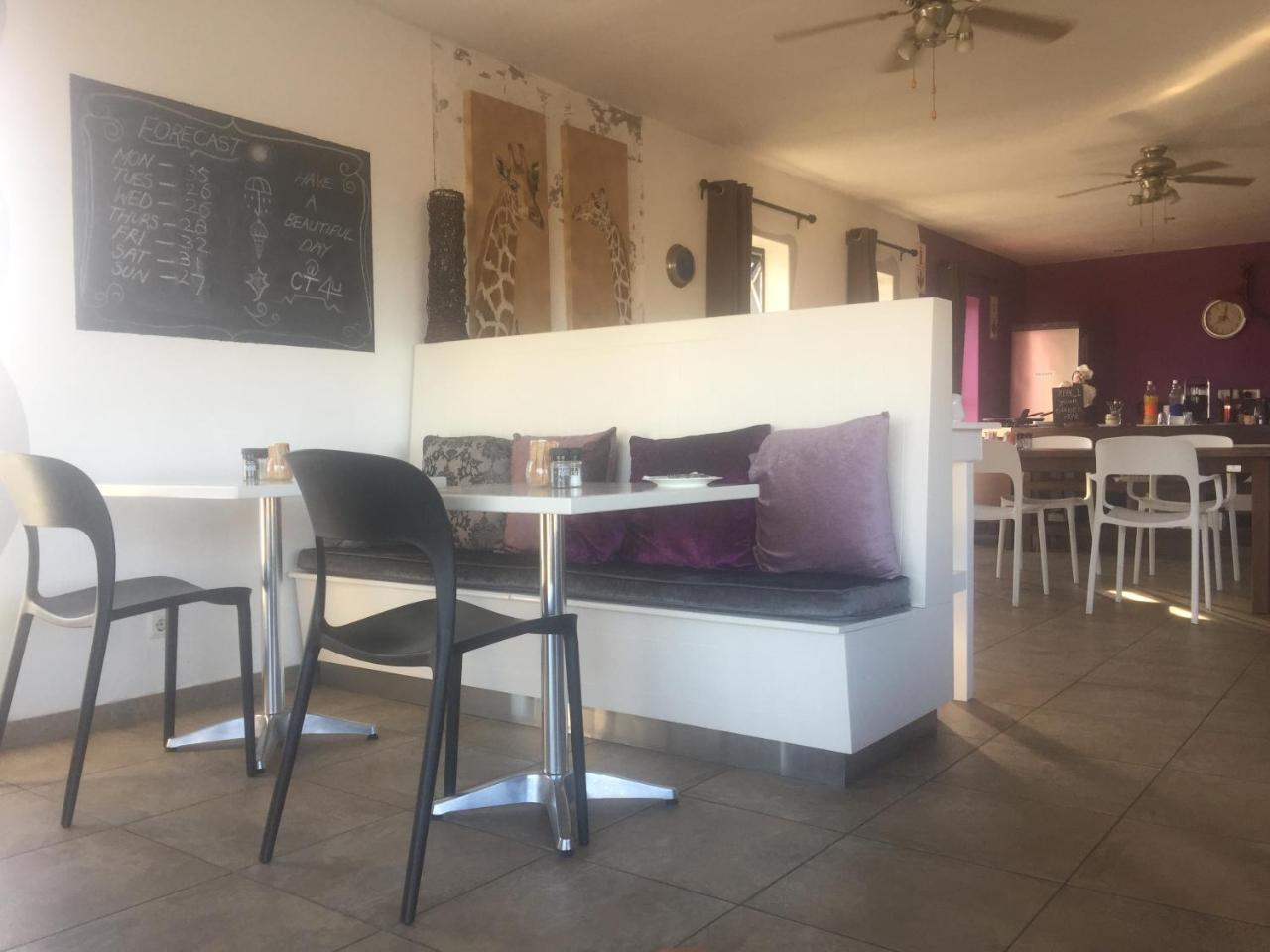 Capetown 4U Guesthouse Блаубергстранд Экстерьер фото