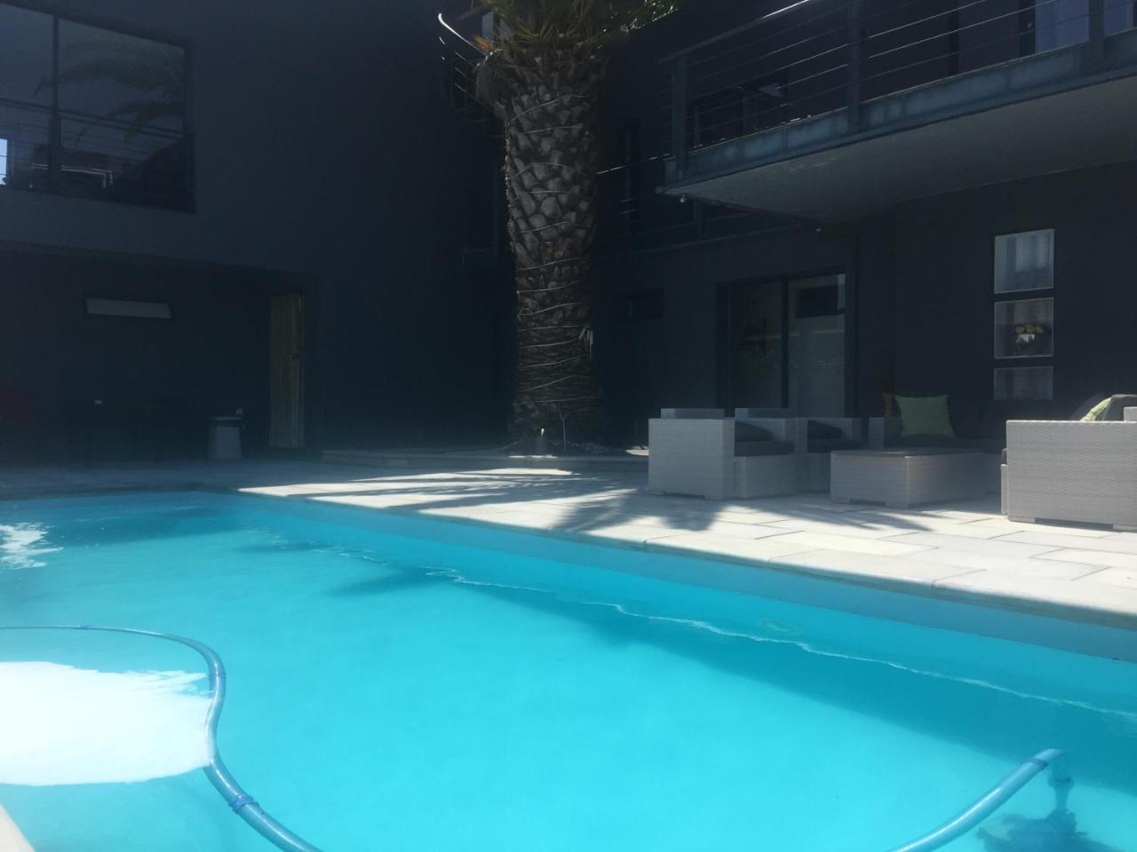 Capetown 4U Guesthouse Блаубергстранд Экстерьер фото