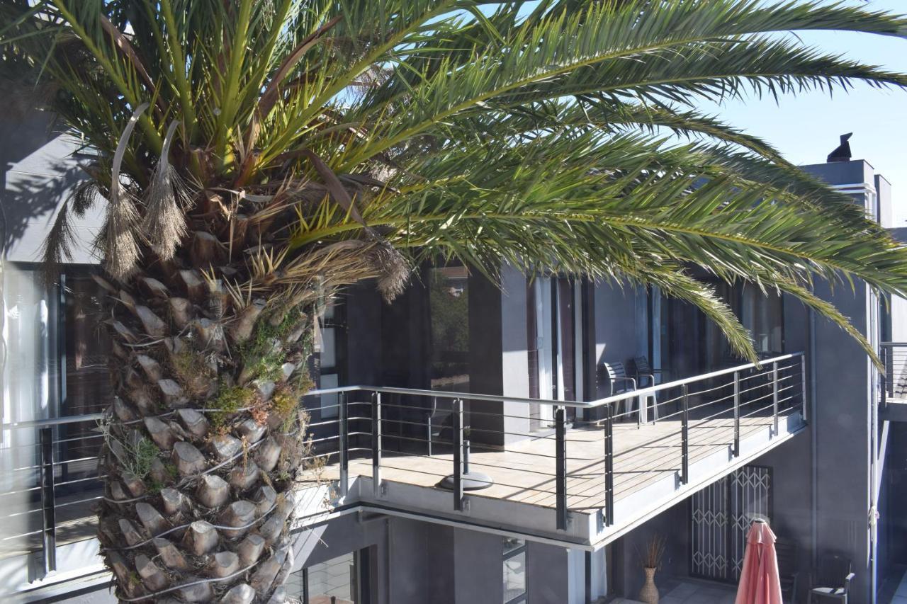 Capetown 4U Guesthouse Блаубергстранд Экстерьер фото